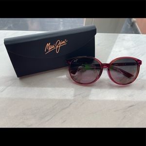 BRAND NEW! NEVER WORN! Maui Jim- Water Lily Glasses